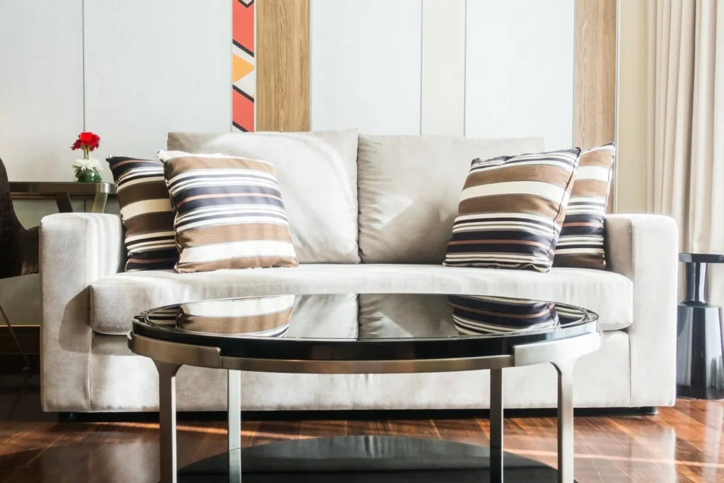 Table Sofas